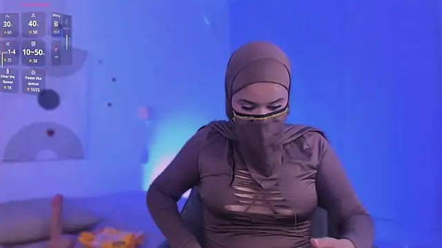 Aminaa Kaarim online show from 08-05-26, 02:05