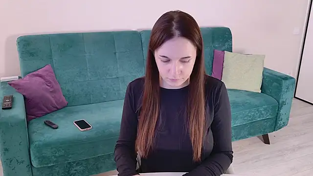 Ola Queen online show from 04-15-26, 05:13