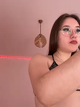 evelynnMiss online show from 06-18-26, 12:32