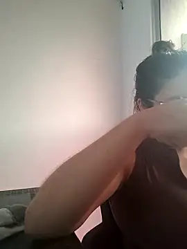 Aila Phone online show from 04-08-26, 09:16