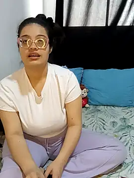 annie yin1 online show from 03-19-26, 05:24