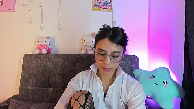 Macarena26 online show from 03-18-26, 12:51