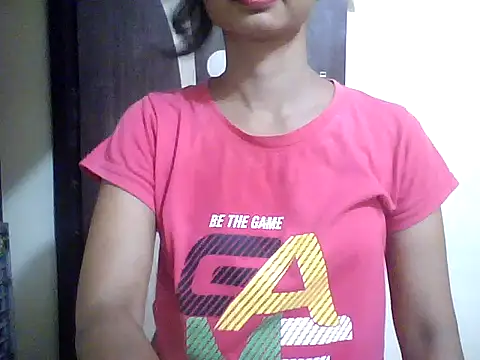 Snapshot of Sonam1186 chatting on 06-14-26, 03:57 Sonam1186 online show from 06-14-26, 03:57