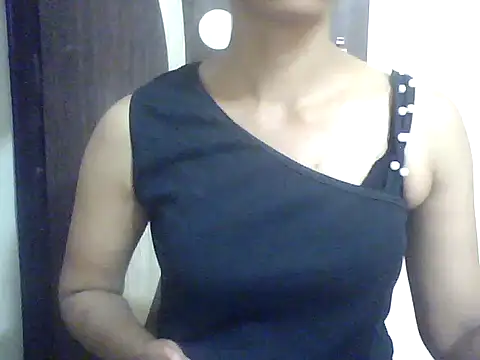 Sonam1186 online show from 05-13-26, 01:29