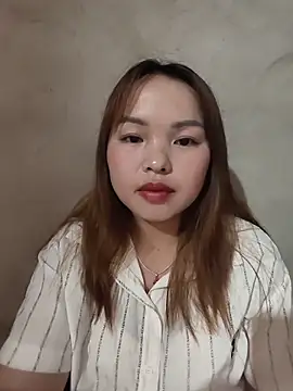 Snapshot of Mina_xYx chatting on 06-27-26, 02:34 Mina xYx online show from 06-27-26, 02:34