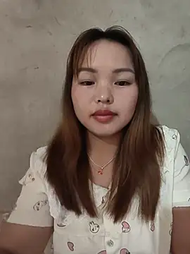Snapshot of Mina_xYx chatting on 06-21-26, 04:18 Mina xYx online show from 06-21-26, 04:18