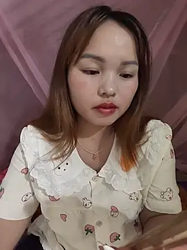 Snapshot of Mina_xYx chatting on 06-28-26, 02:56 Mina xYx online show from 06-28-26, 02:56