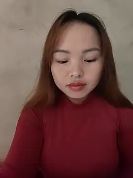 Snapshot of Mina_xYx chatting on 07-23-26, 02:42 Mina xYx online show from 07-23-26, 02:42