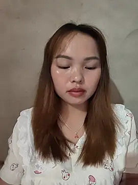 Snapshot of Mina_xYx chatting on 06-24-26, 03:54 Mina xYx online show from 06-24-26, 03:54