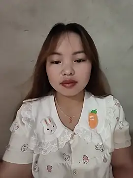 Snapshot of Mina_xYx chatting on 07-28-26, 03:14 Mina xYx online show from 07-28-26, 03:14
