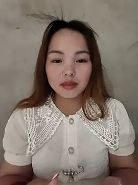 Snapshot of Mina_xYx chatting on 07-20-26, 10:50 Mina xYx online show from 07-20-26, 10:50