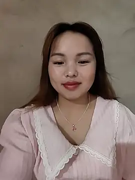 Snapshot of Mina_xYx chatting on 06-19-26, 01:50 Mina xYx online show from 06-19-26, 01:50