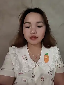 Snapshot of Mina_xYx chatting on 07-05-26, 12:45 Mina xYx online show from 07-05-26, 12:45