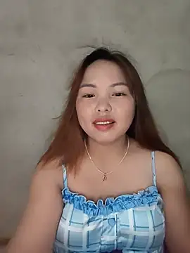Snapshot of Mina_xYx chatting on 07-17-26, 08:55 Mina xYx online show from 07-17-26, 08:55