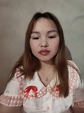 Snapshot of Mina_xYx chatting on 06-30-26, 03:23 Mina xYx online show from 06-30-26, 03:23
