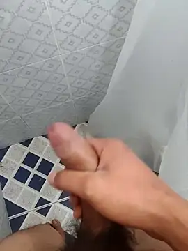 raaguirrero1 online show from 03-20-26, 09:05