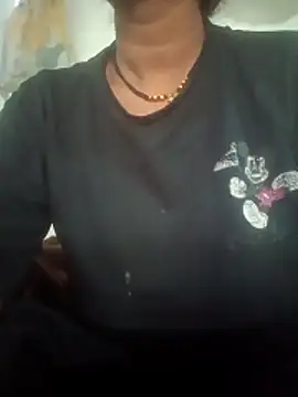 Mona ji32 online show from 03-26-26, 01:04