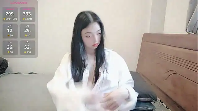 oblakitty  online show from 06-07-26, 12:38