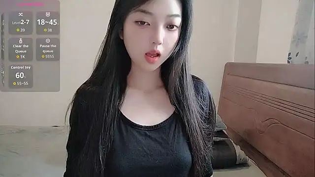 oblakitty  online show from 05-15-26, 11:14