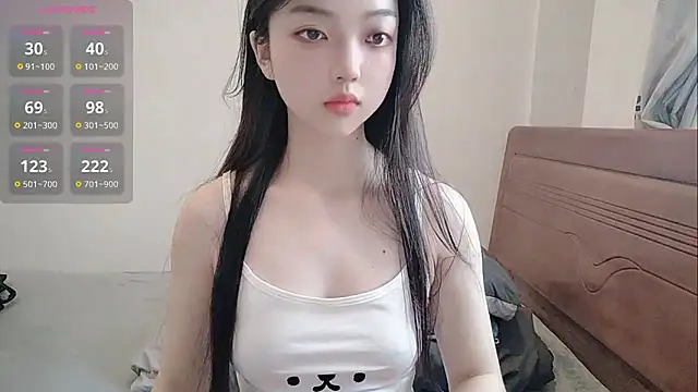 oblakitty  online show from 05-26-26, 12:53