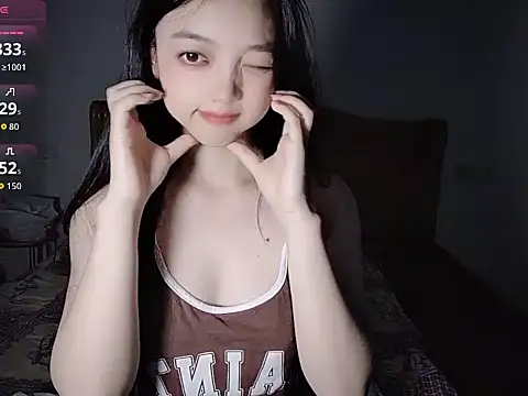 oblakitty  online show from 06-21-26, 11:32