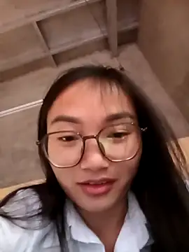 emmasexy2k online show from 03-26-26, 04:44