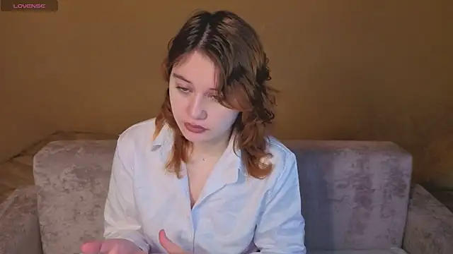 Snapshot of ElizabethRedWings chatting on 04-24-26, 06:10 ElizabethRedWings online show from 04-24-26, 06:10