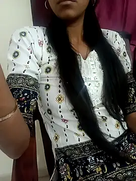 aushi rajput online show from 04-18-26, 03:14