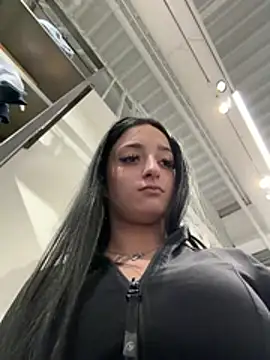BiancaCharm online show from 05-05-26, 10:51