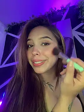 Snapshot of lunacandy_0 chatting on 07-17-26, 10:40 lunacandy 0 online show from 07-17-26, 10:40