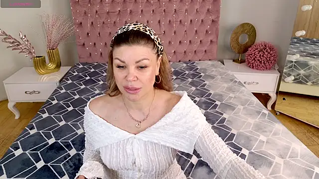 Eloises online show from 03-29-26, 06:37