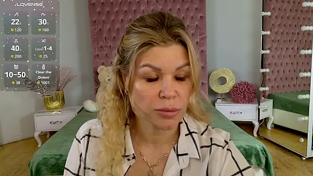 Eloises online show from 06-15-26, 06:57
