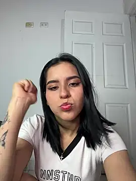 Trixie pop online show from 03-28-26, 12:00