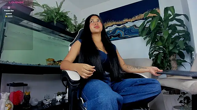 lia lovelly01 online show from 07-05-26, 08:48
