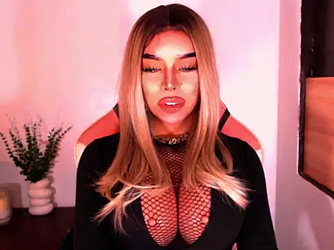 Zandralopez online show from 05-22-26, 07:45