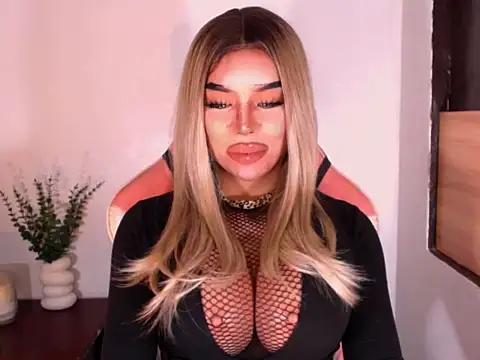 Zandralopez online show from 05-29-26, 10:38