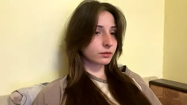 sakuraabloom7 online show from 04-12-26, 05:16