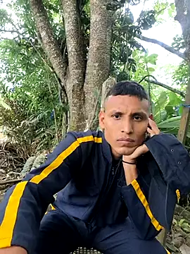 Snapshot of Flaco28king chatting on 06-07-26, 01:27 Flaco28king online show from 06-07-26, 01:27