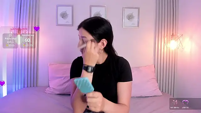 Sallyrosee  online show from 07-28-26, 03:08
