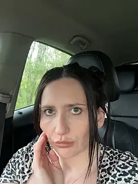 Siren  xxx online show from 04-18-26, 05:59