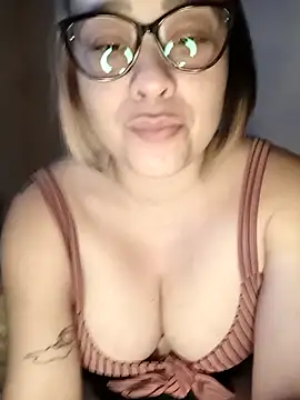 lua-bfly online show from 05-28-26, 10:04