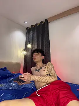 BatKingandBatQueen online show from 03-25-26, 06:57