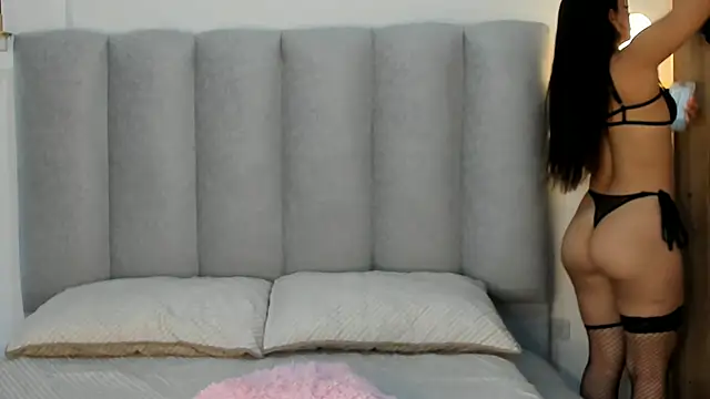 Valentina lux1 online show from 05-09-26, 09:29