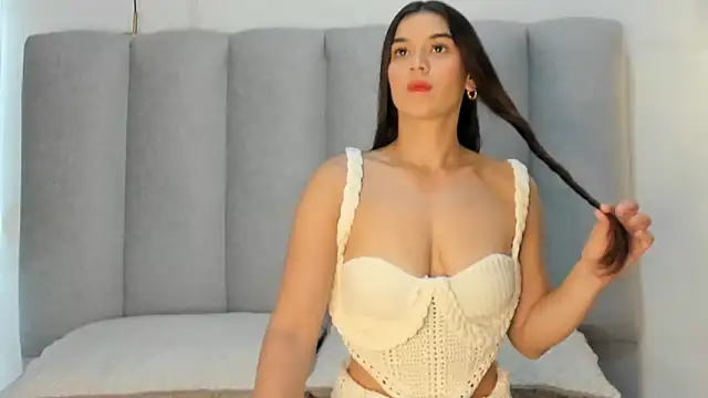 Snapshot of Valentina_lux1 chatting on 06-16-26, 08:53 Valentina lux1 online show from 06-16-26, 08:53