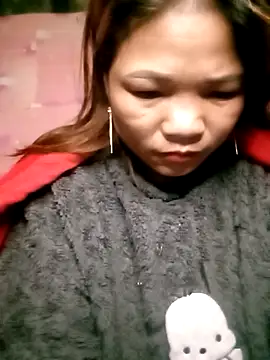 Snapshot of maymay121 chatting on 05-10-26, 11:06 maymay121 online show from 05-10-26, 11:06