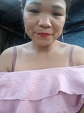 Snapshot of maymay121 chatting on 05-16-26, 10:36 maymay121 online show from 05-16-26, 10:36