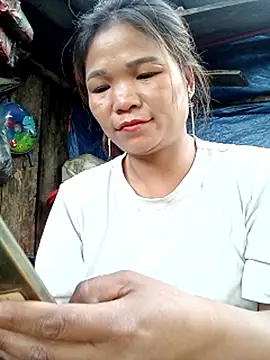 Snapshot of maymay121 chatting on 05-14-26, 11:18 maymay121 online show from 05-14-26, 11:18