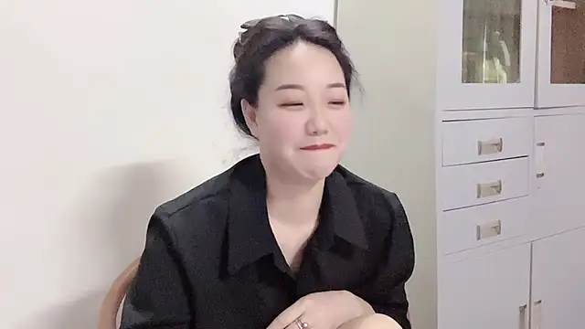 Yueyue-788 online show from 04-08-26, 06:37