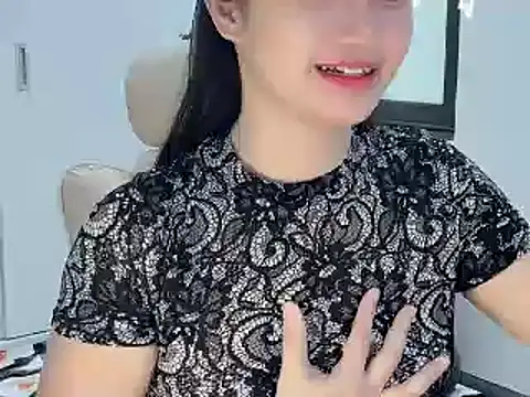 AmyLinee 1 online show from 06-03-26, 02:01