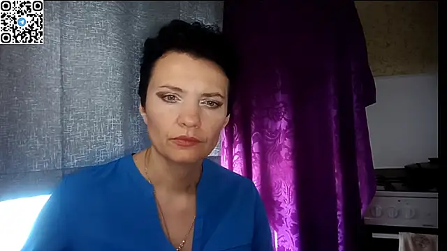Snapshot of HotMamaQueen234 chatting on 06-16-26, 12:16 HotMamaQueen234 online show from 06-16-26, 12:16